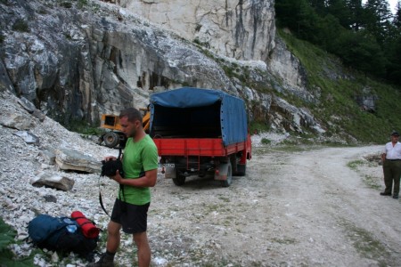 NAJLEPŠÍ DOPRAVNÝ PROSTRIEDOK NA 22-KILOMETROVÚ DOLINU: NÁŠ SUPERTAXÍK
